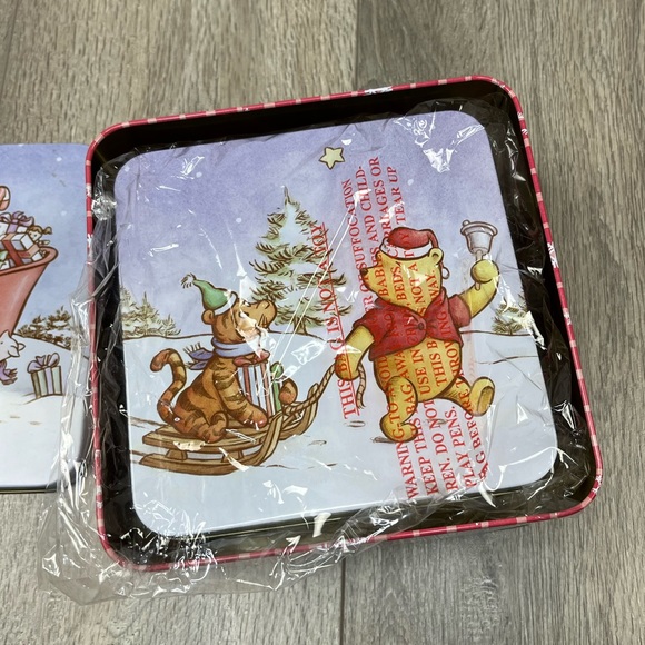 New Winnie The Poo 3 Piece Tin Box Set Christmas Holiday Disney - Picture 13 of 16
